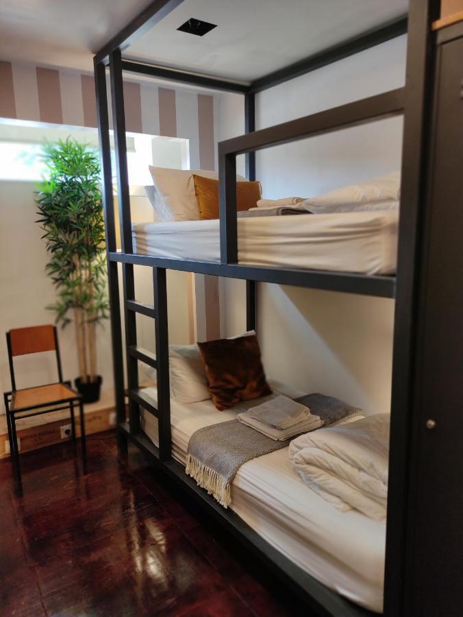 Caruma Surf Hostel Matosinhos  Extérieur photo