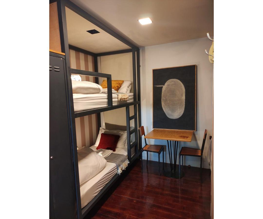 Caruma Surf Hostel Matosinhos  Extérieur photo